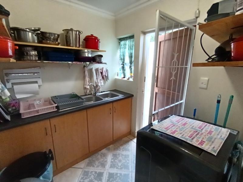 3 Bedroom Property for Sale in Fraaiuitsig Western Cape